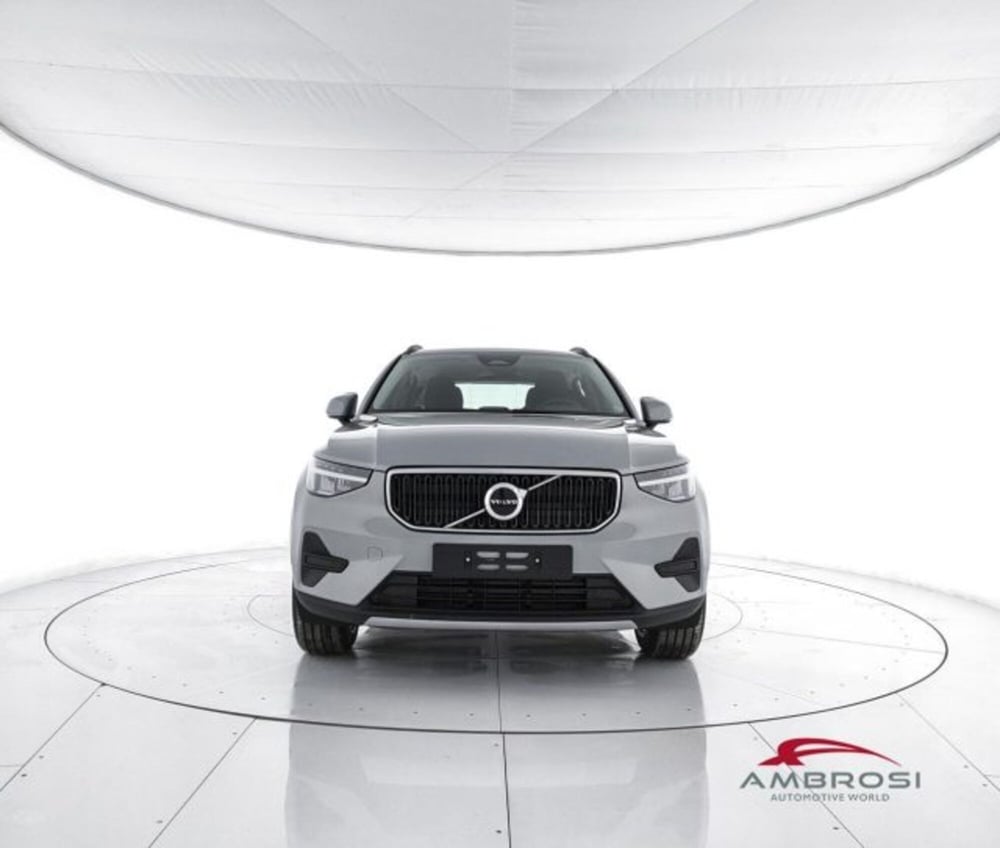 Volvo XC40 nuova a Perugia (5)