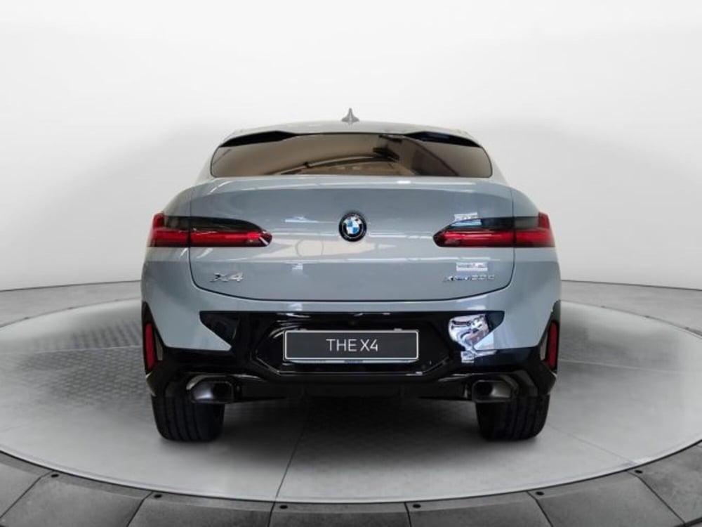 BMW X4 nuova a Modena (19)