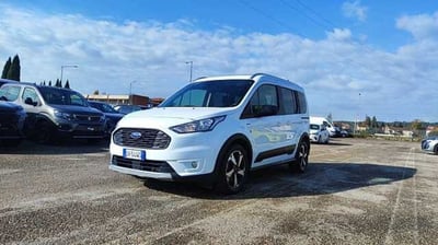 Ford Tourneo Connect Active 1.5 EcoBlue 120 CV Start &amp; Stop del 2022 usata a Empoli