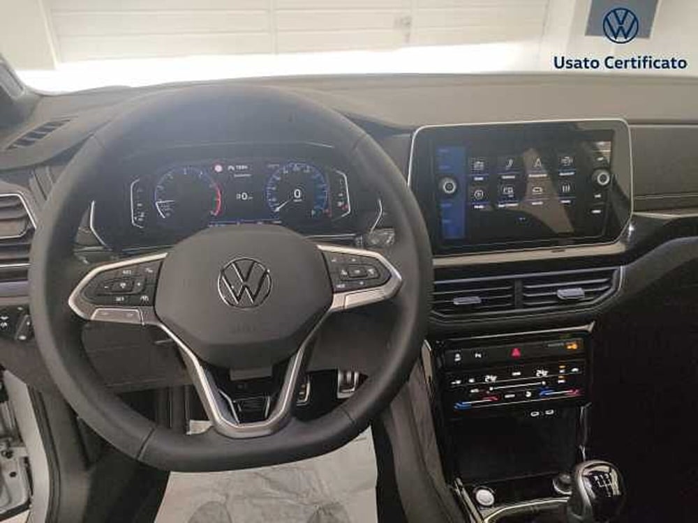 Volkswagen T-Cross nuova a Varese (12)