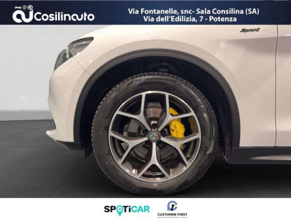 Alfa Romeo Stelvio usata a Salerno (19)