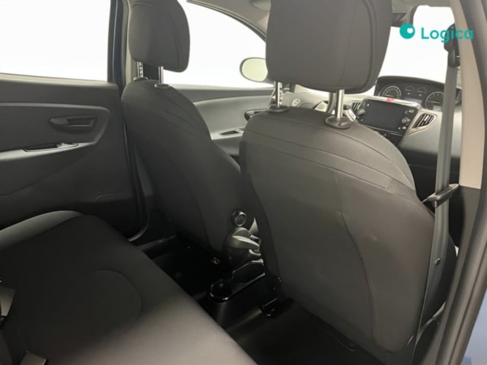 Lancia Ypsilon usata a Biella (10)