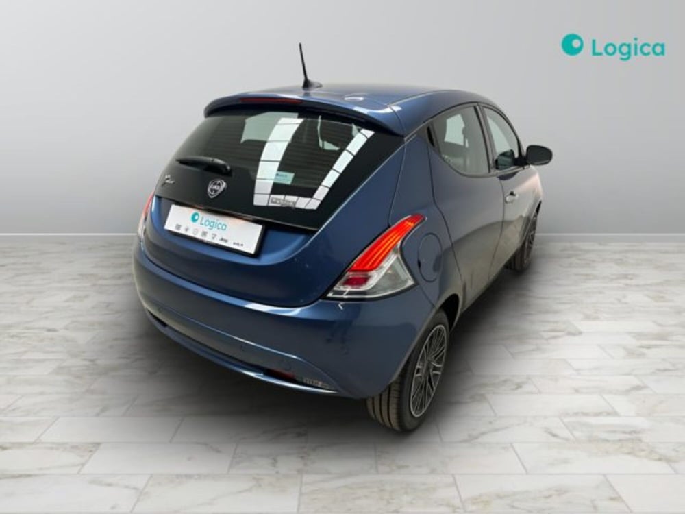 Lancia Ypsilon usata a Biella (8)