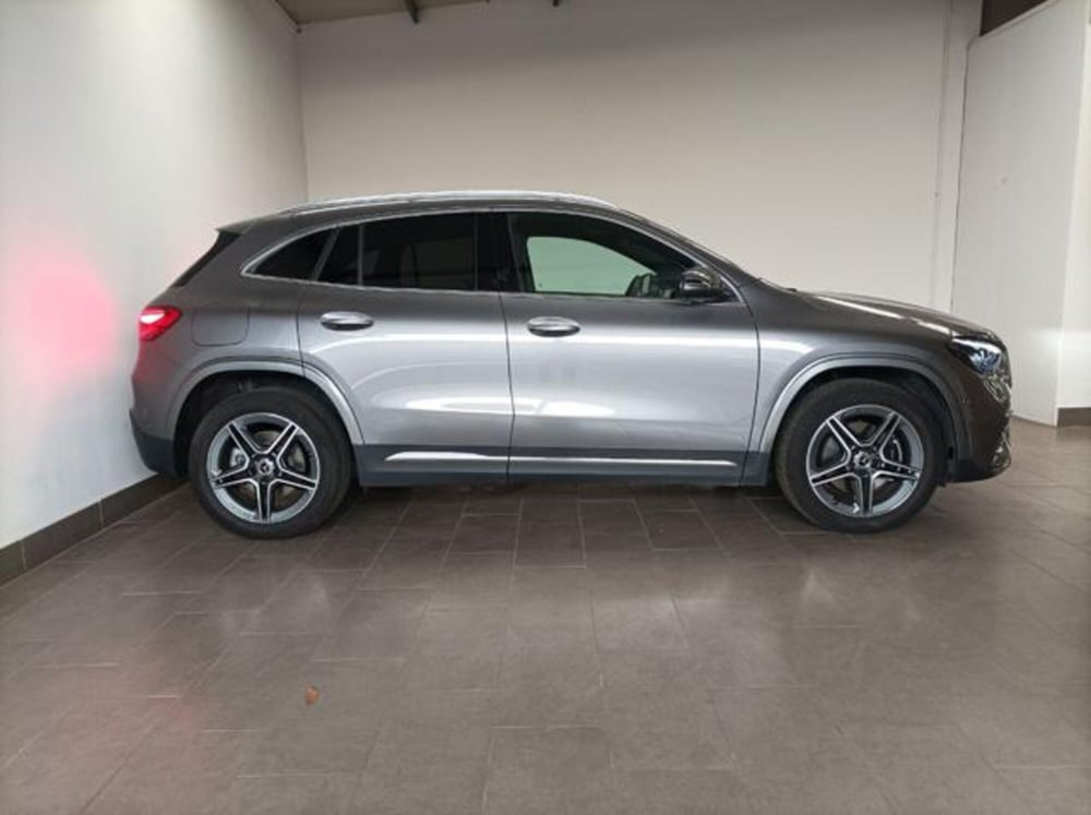 Mercedes-Benz GLA SUV usata a Milano (2)