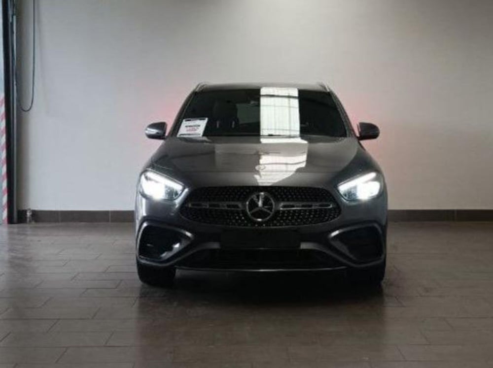 Mercedes-Benz GLA SUV usata a Milano (4)