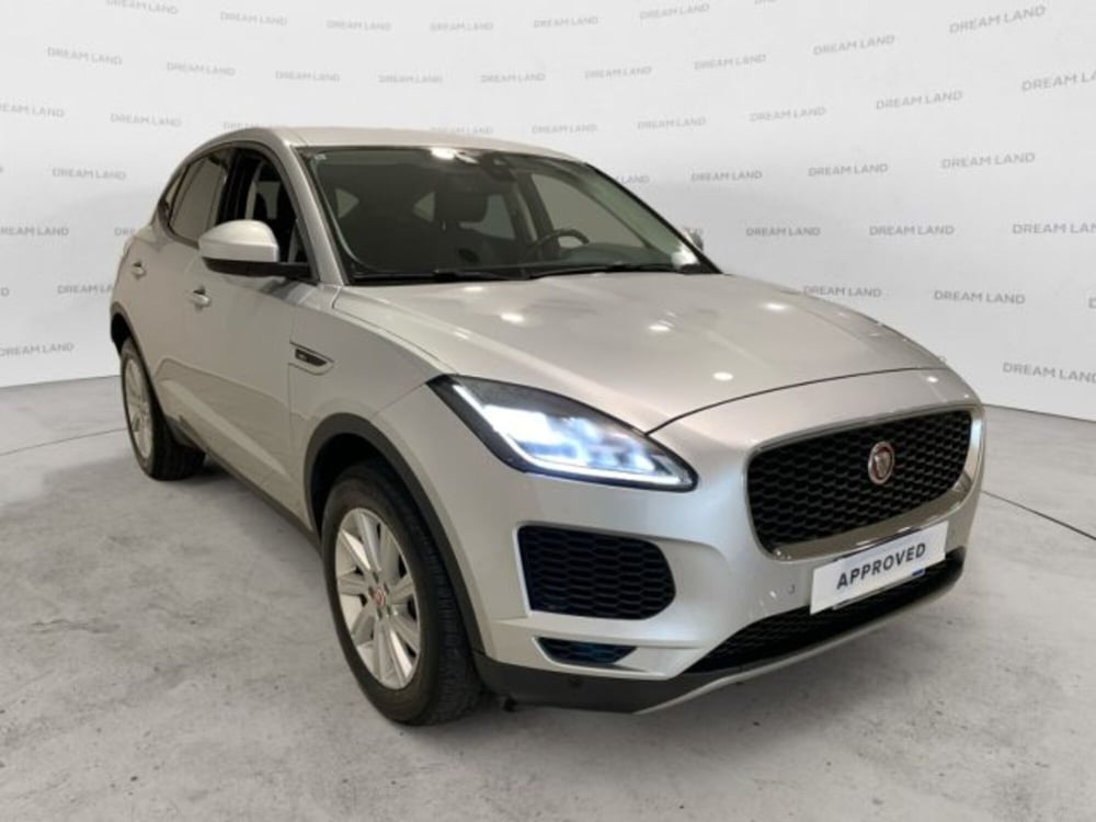 Jaguar E-Pace usata a Livorno (11)