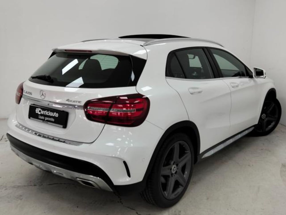 Mercedes-Benz GLA SUV usata a Como (2)