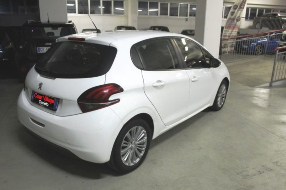 Peugeot 208 usata a Terni (4)