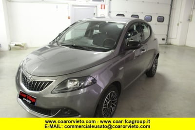 Lancia Ypsilon 1.0 FireFly 5 porte S&amp;S Hybrid Gold Plus del 2024 usata a Orvieto