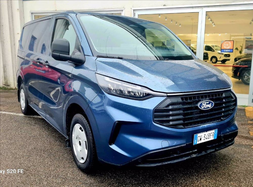 Ford Transit Custom Furgone nuova a Milano