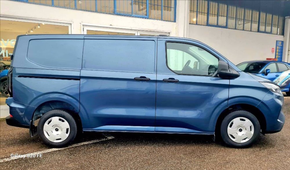 Ford Transit Custom Furgone nuova a Milano (5)