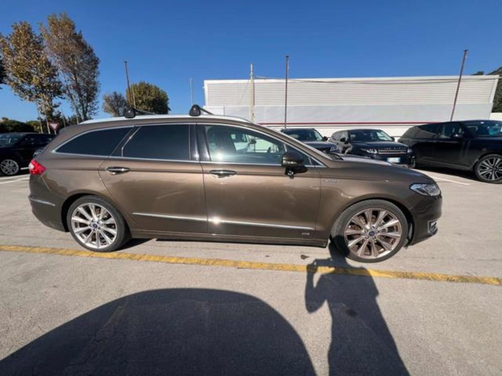 Ford Mondeo Station Wagon usata a Lucca (3)