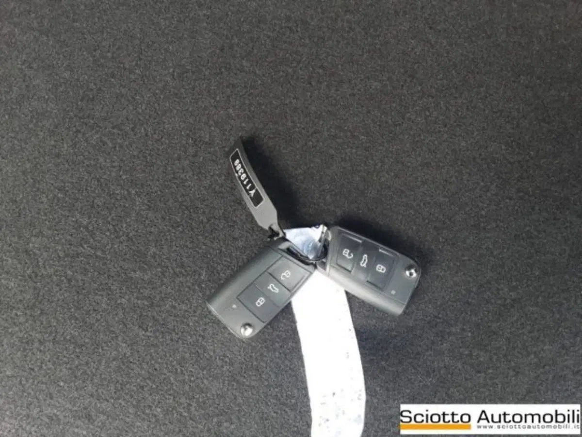Volkswagen T-Cross usata a Messina (20)