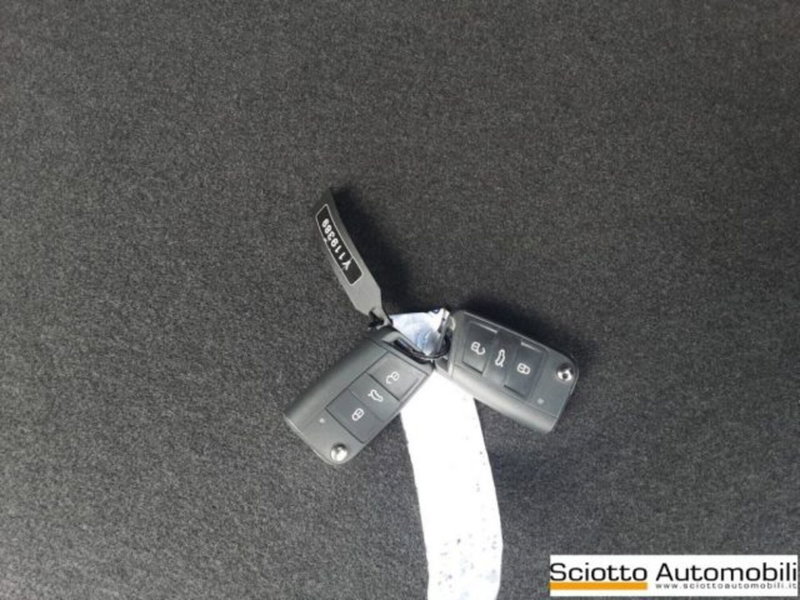 Volkswagen T-Cross usata a Messina (20)