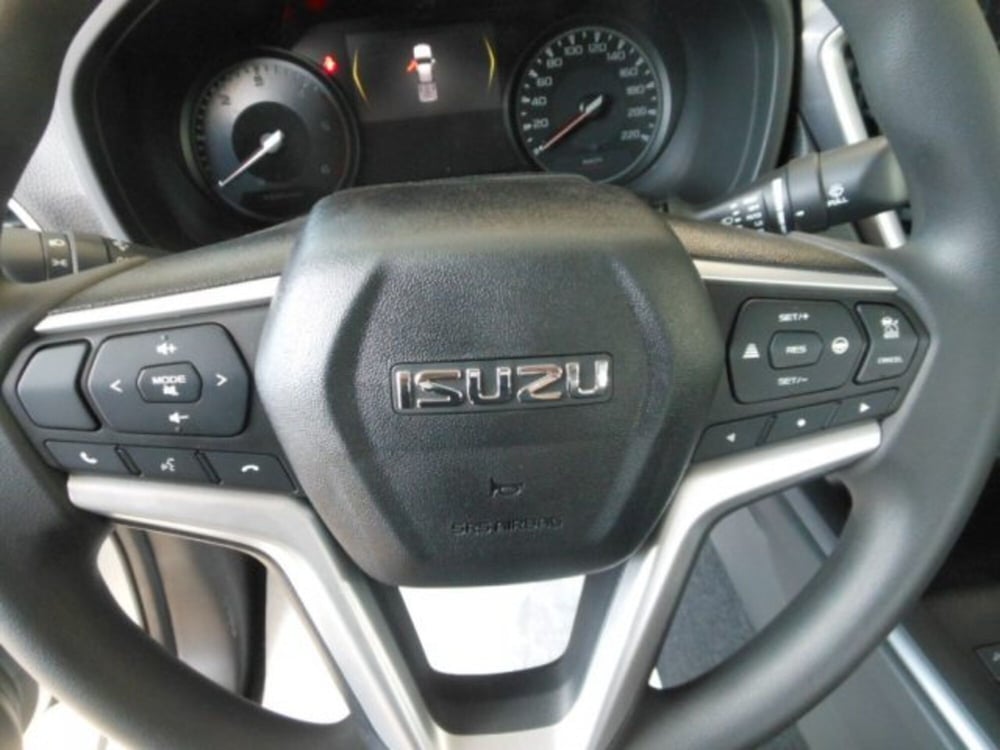 Isuzu D-Max Pick-up nuova a L'Aquila (13)