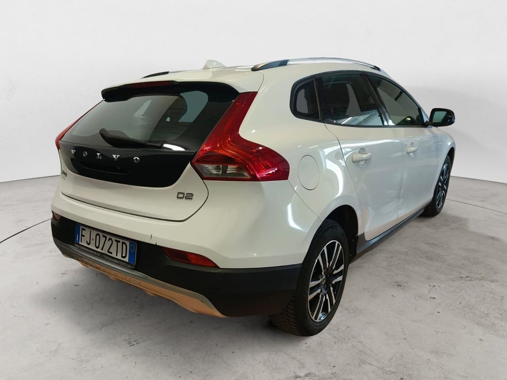 Volvo V40 Cross Country usata a Reggio Calabria (7)