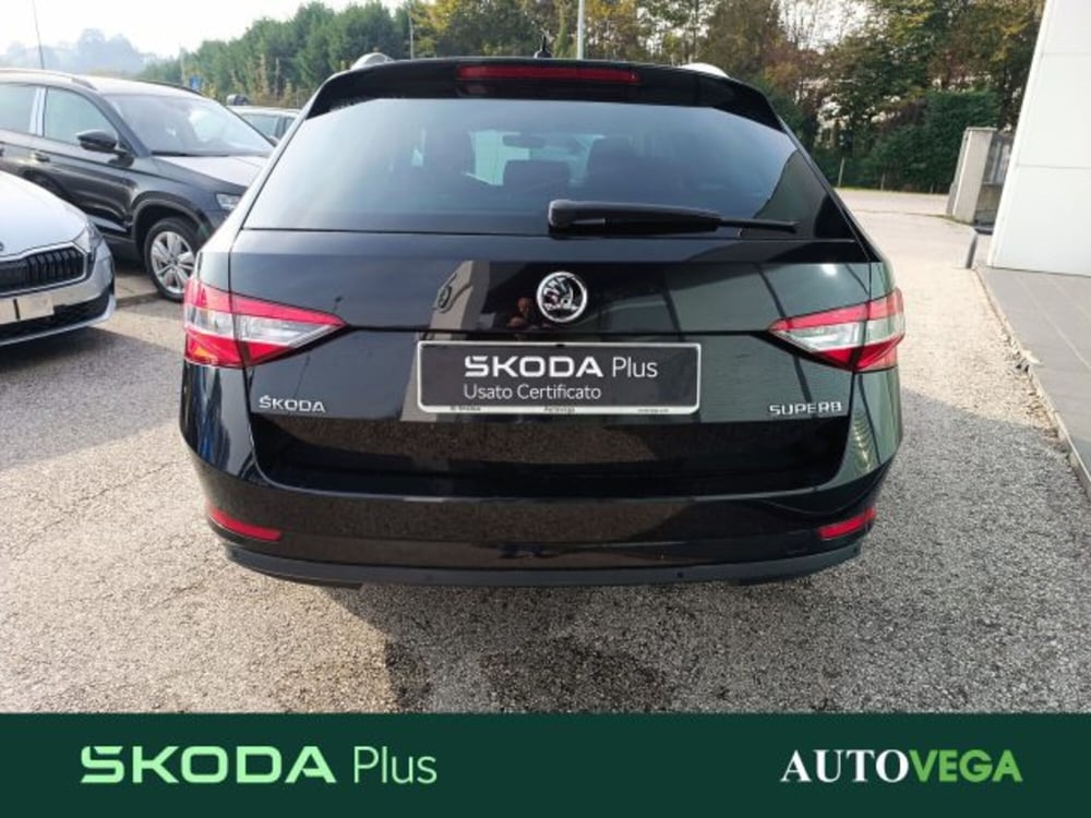 Skoda Superb Station Wagon usata a Vicenza (5)