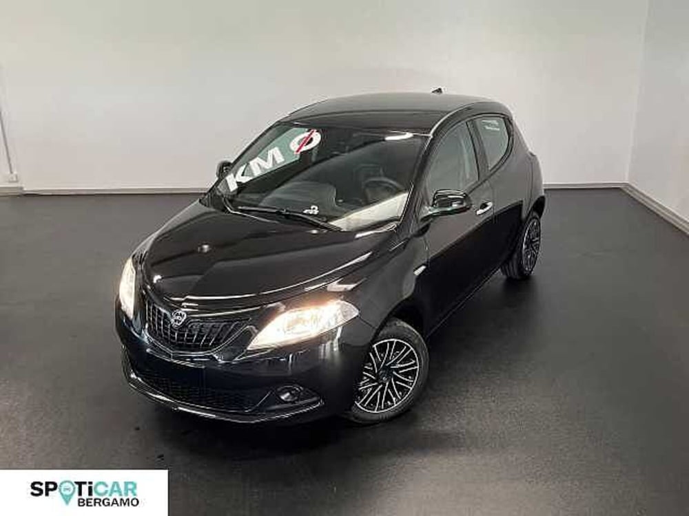 Lancia Ypsilon nuova a Bergamo (3)
