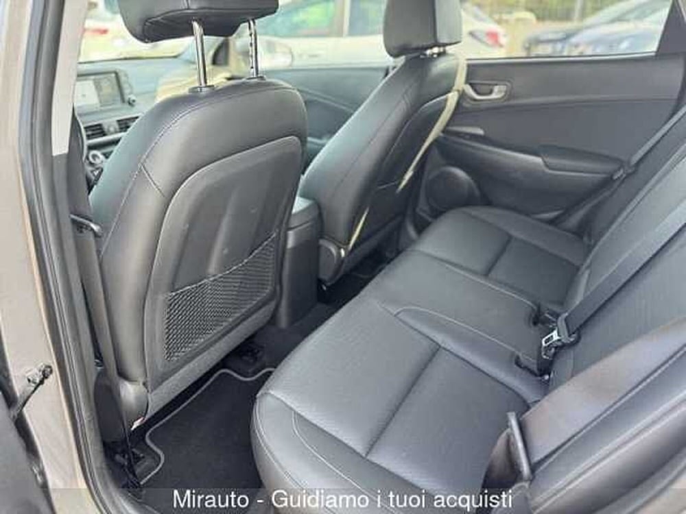 Hyundai Kona usata a Roma (10)