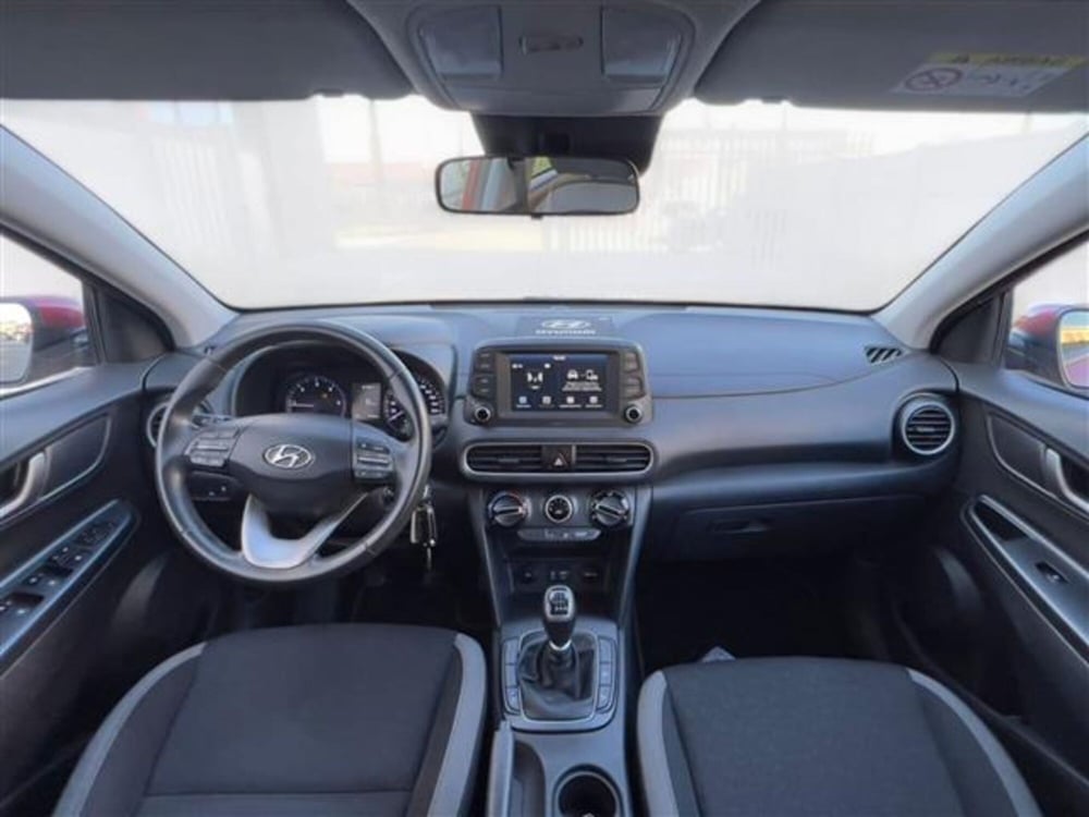 Hyundai Kona usata a Livorno (10)