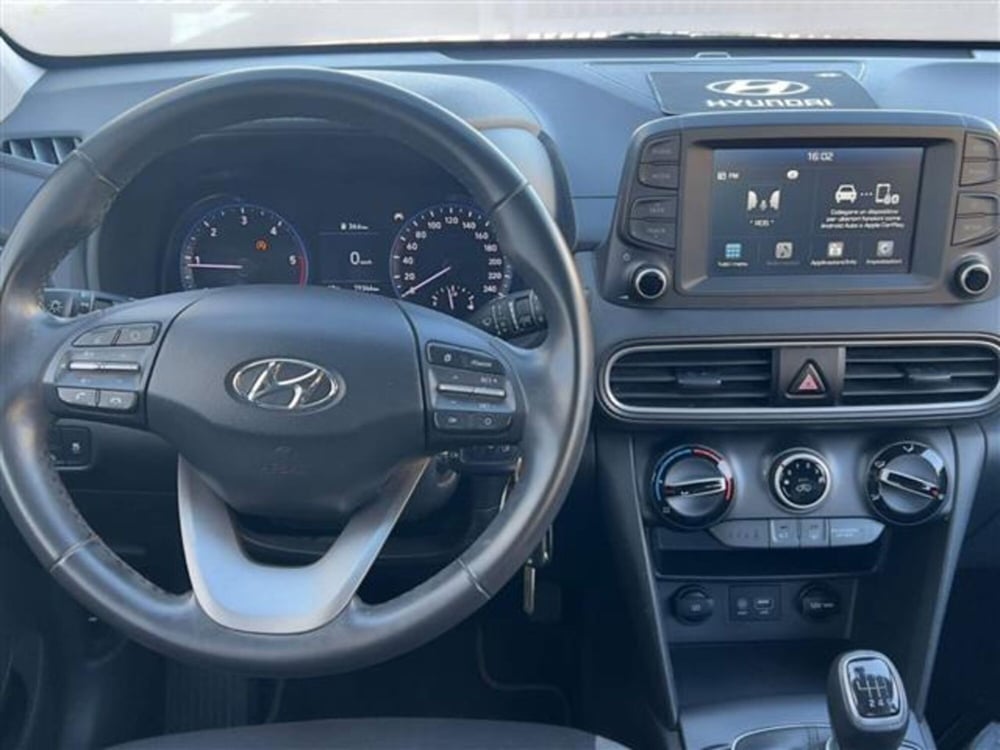 Hyundai Kona usata a Livorno (11)