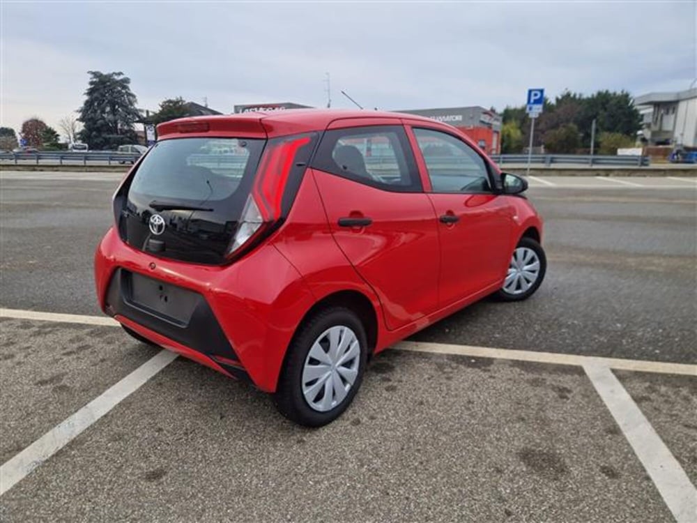 Toyota Aygo X usata a Pavia (5)