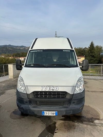 Iveco Daily Furgone 35S15SV 2.3 HPT PLM-TM Furgone Semivetrato del 2014 usata a Beverino