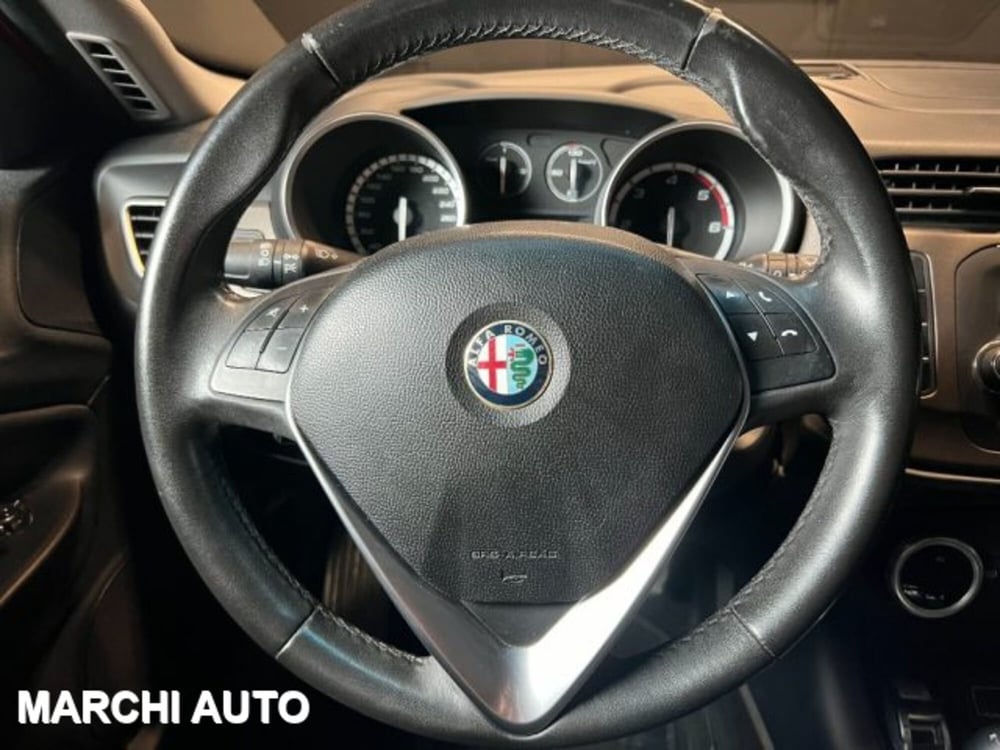 Alfa Romeo Giulietta usata a Perugia (14)