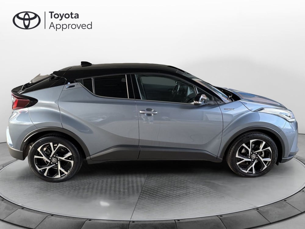 Toyota Toyota C-HR usata a Como (13)