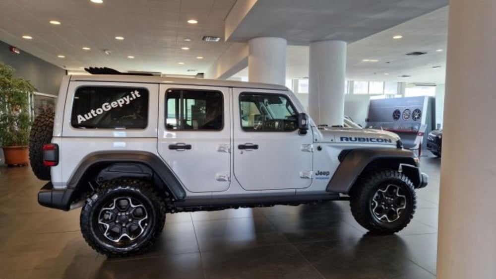 Jeep Wrangler Unlimited nuova a Modena (3)