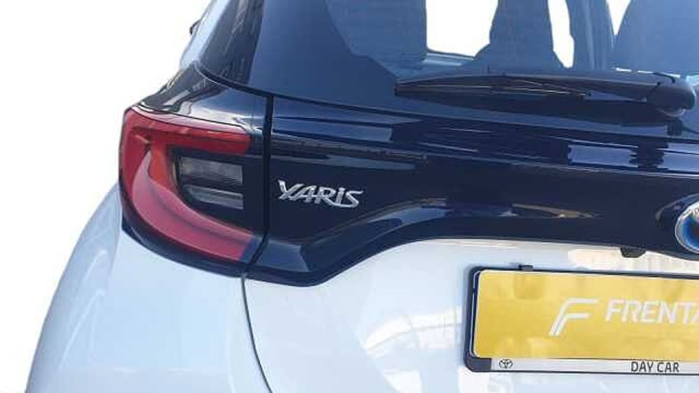 Toyota Yaris Cross usata a Ancona (9)