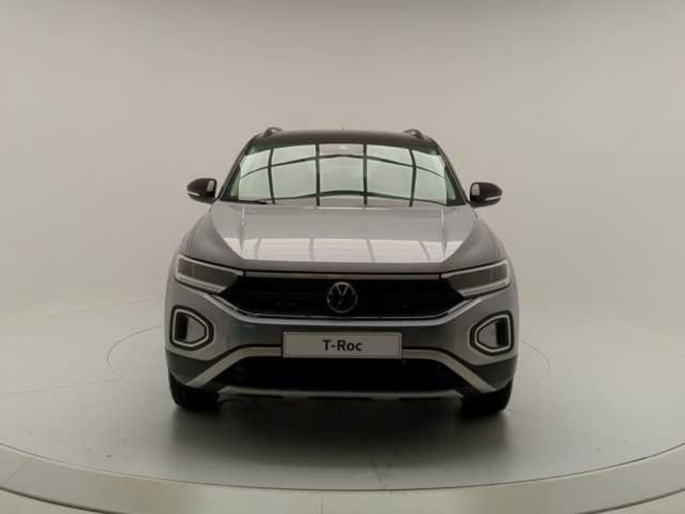 Volkswagen T-Roc nuova a Avellino (2)