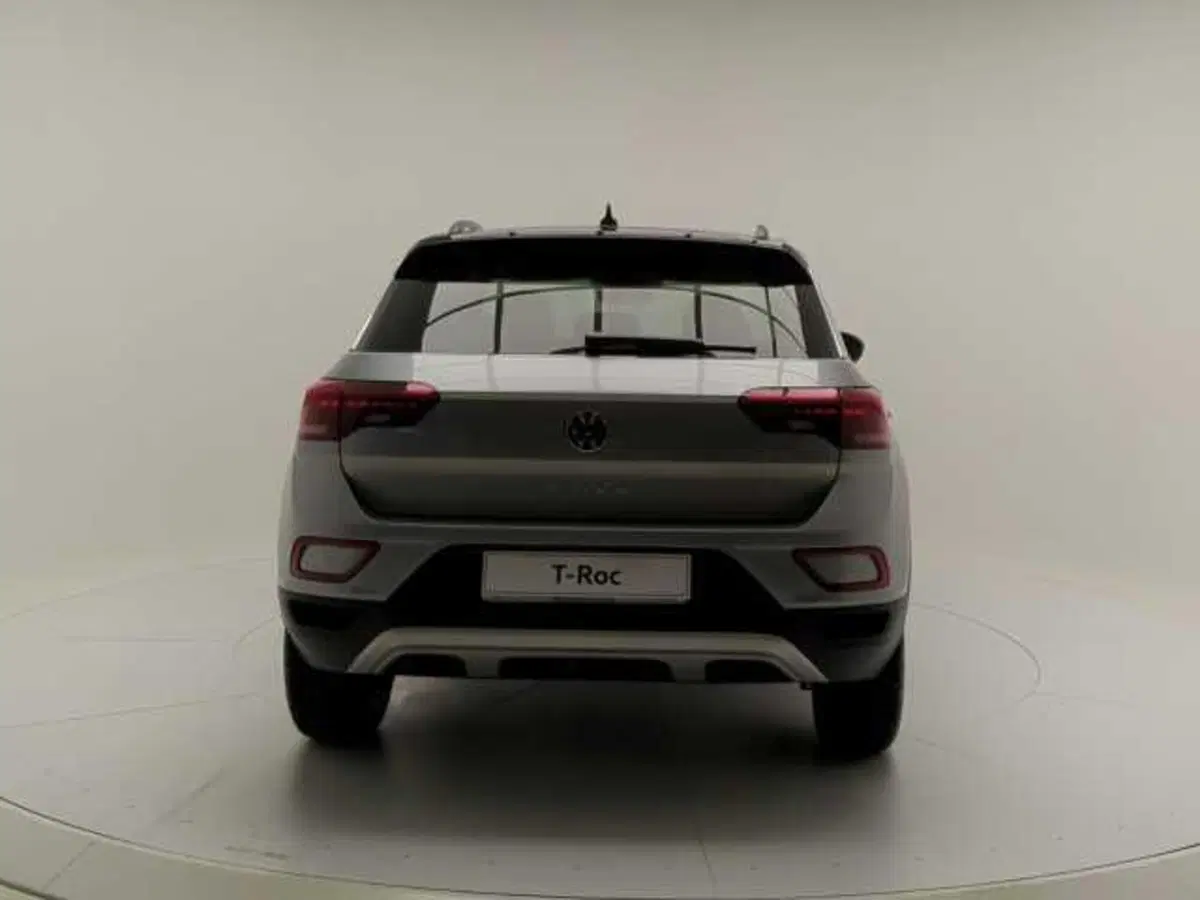 Volkswagen T-Roc nuova a Avellino (6)