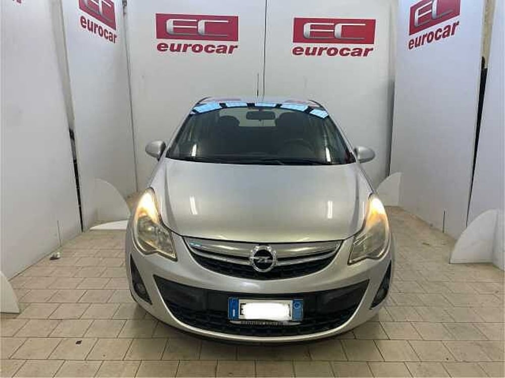 Opel Corsa usata a Napoli (2)