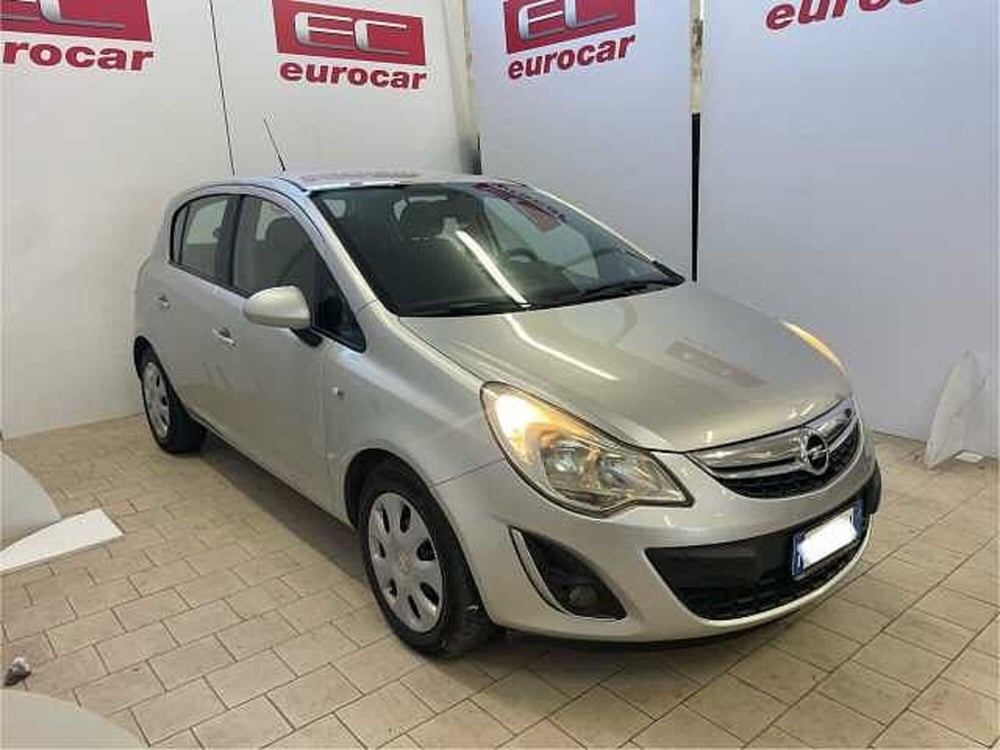 Opel Corsa usata a Napoli (3)