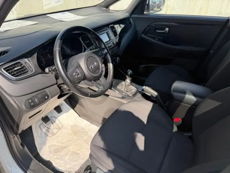 Kia Carens usata a Prato (6)