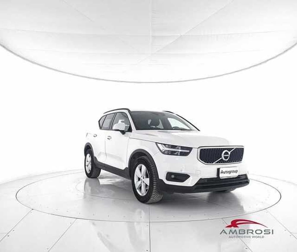 Volvo XC40 usata a Viterbo (2)