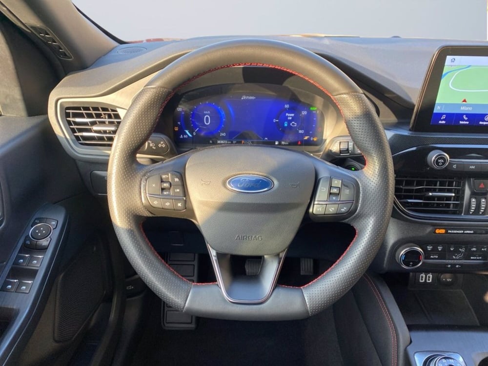 Ford Kuga usata a Milano (13)