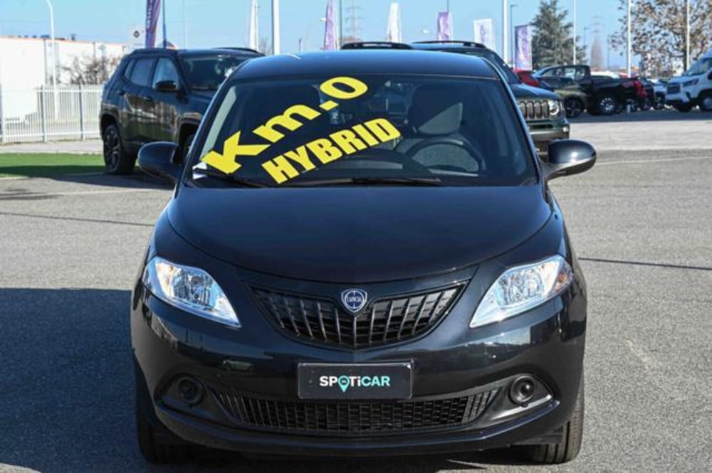 Lancia Ypsilon nuova a Torino (2)