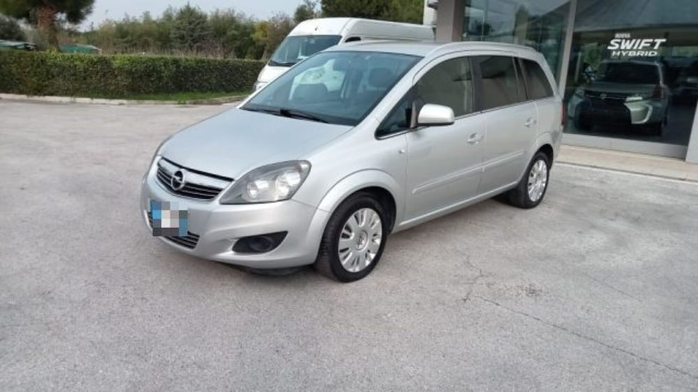 Opel Zafira usata a Macerata