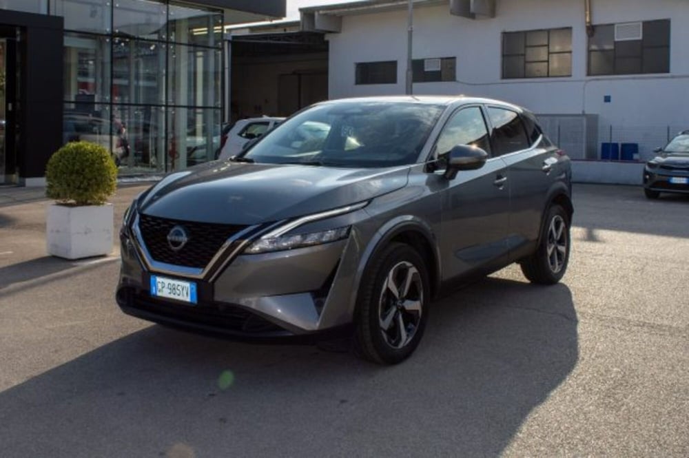 Nissan Qashqai usata a Latina (3)