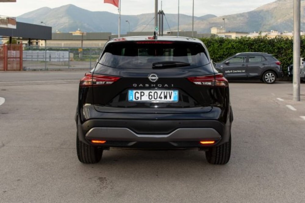 Nissan Qashqai usata a Latina (7)