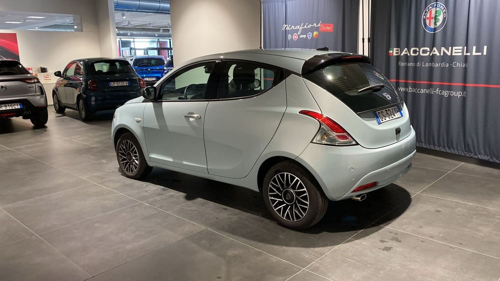 Lancia Ypsilon usata a Bergamo (2)