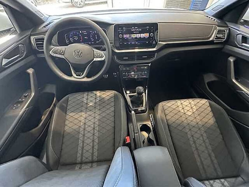 Volkswagen T-Cross nuova a Cosenza (10)