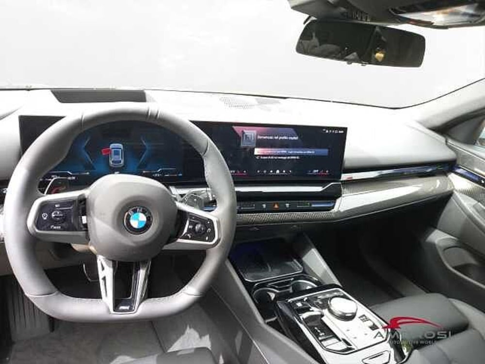 BMW Serie 5 Touring nuova a Viterbo (12)