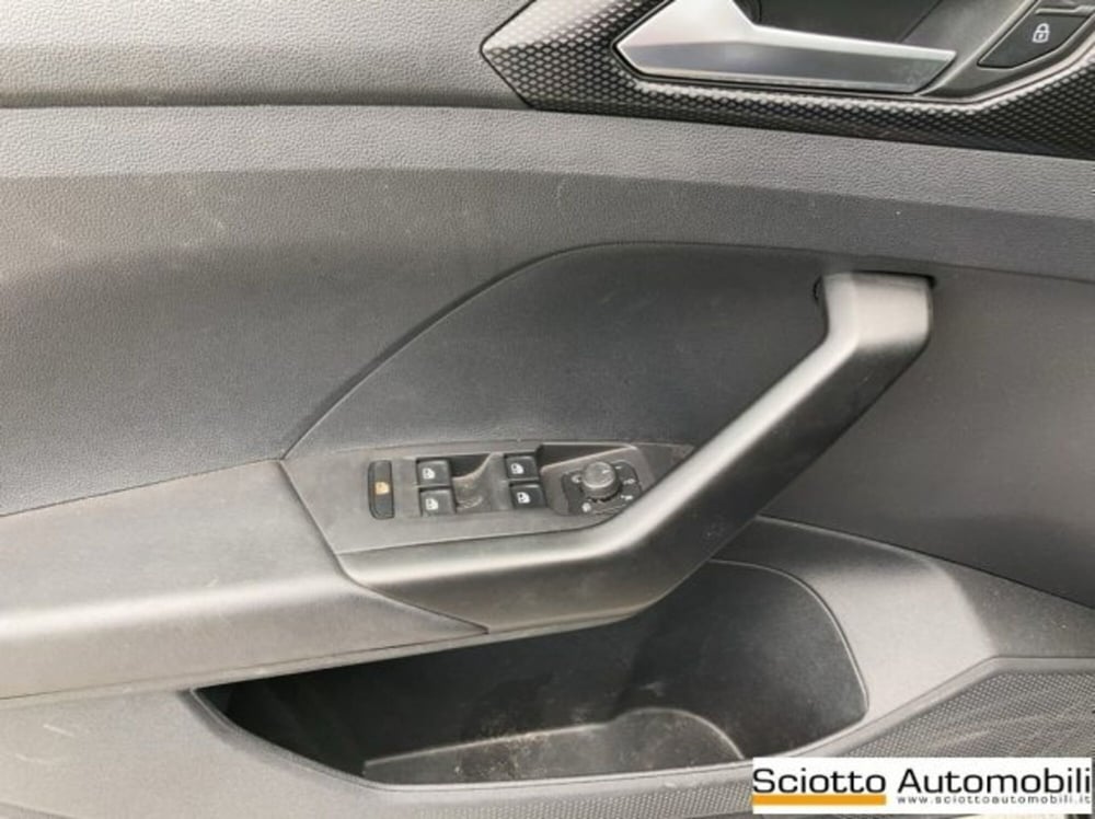 Volkswagen T-Cross usata a Messina (12)