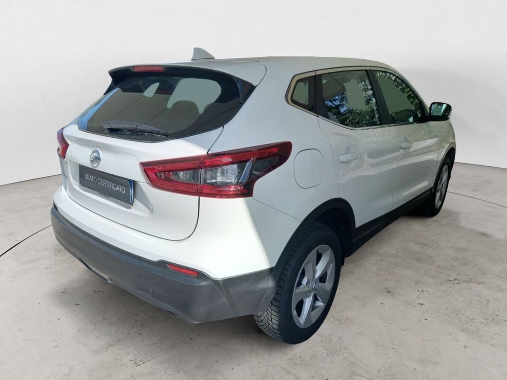 Nissan Qashqai usata a Bari (2)