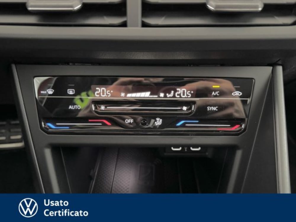 Volkswagen Taigo nuova a Vicenza (17)