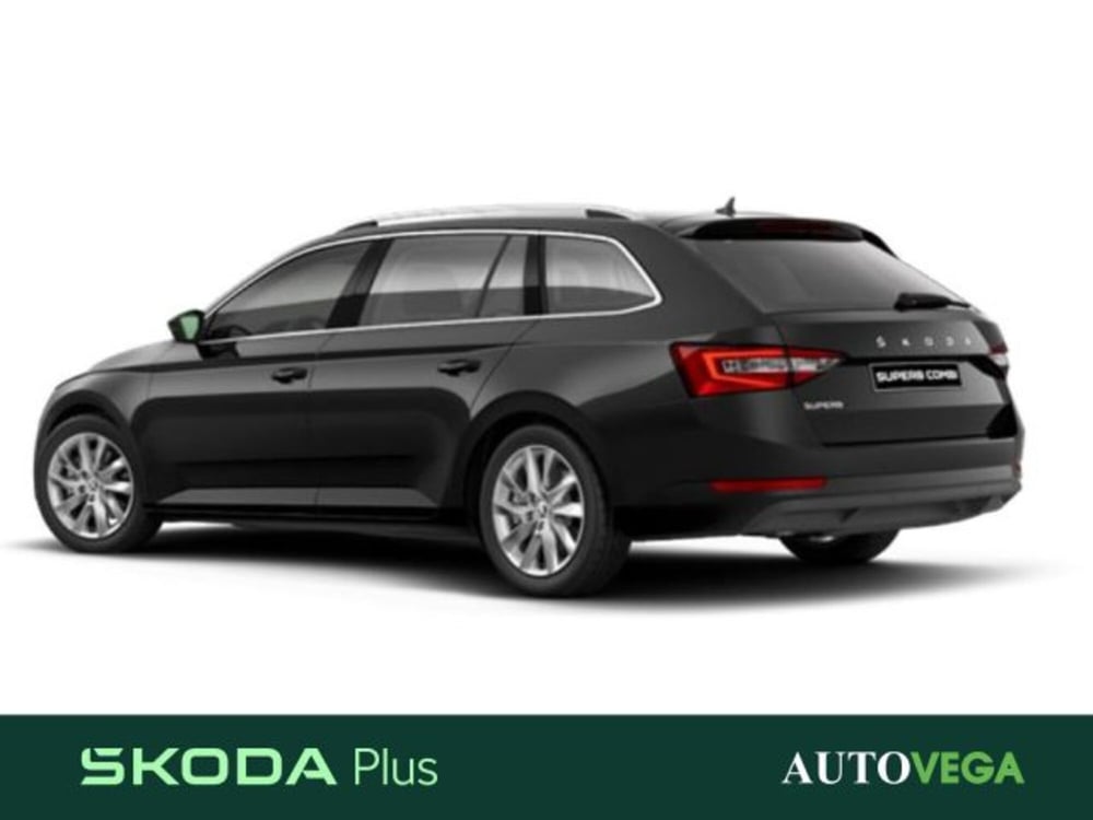 Skoda Superb Station Wagon nuova a Vicenza (2)