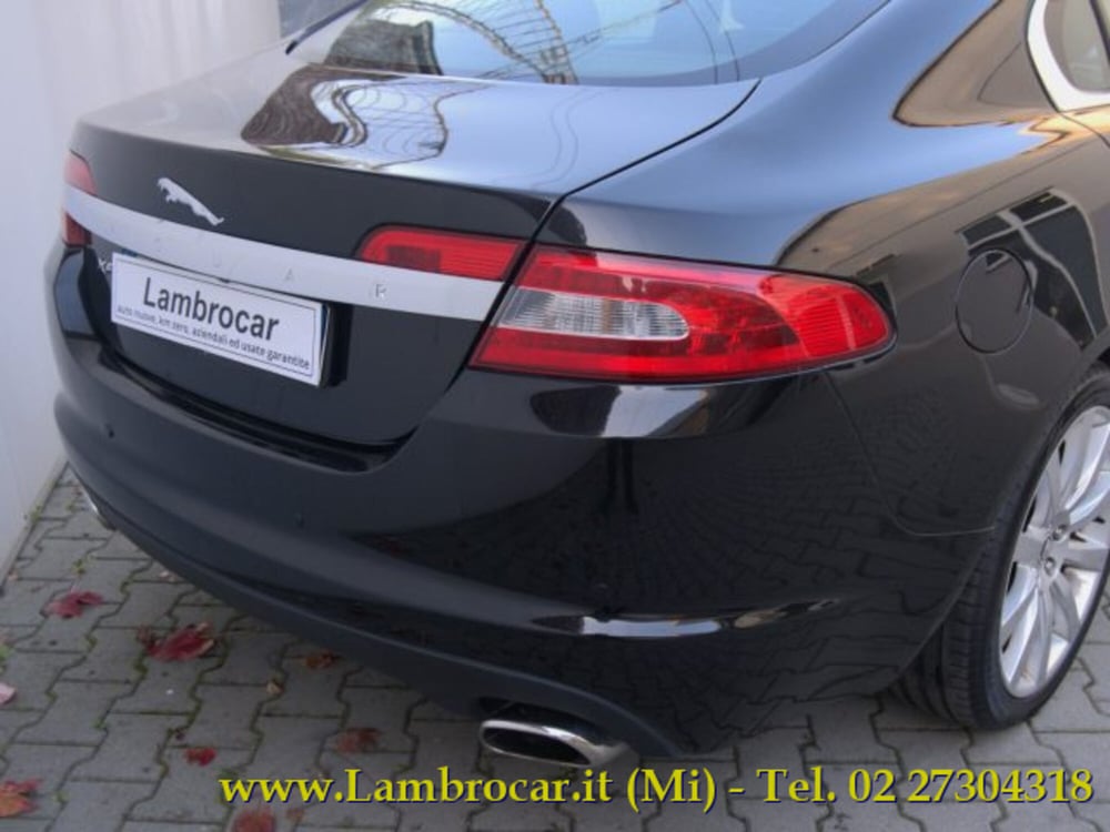 Jaguar XF usata a Milano (14)